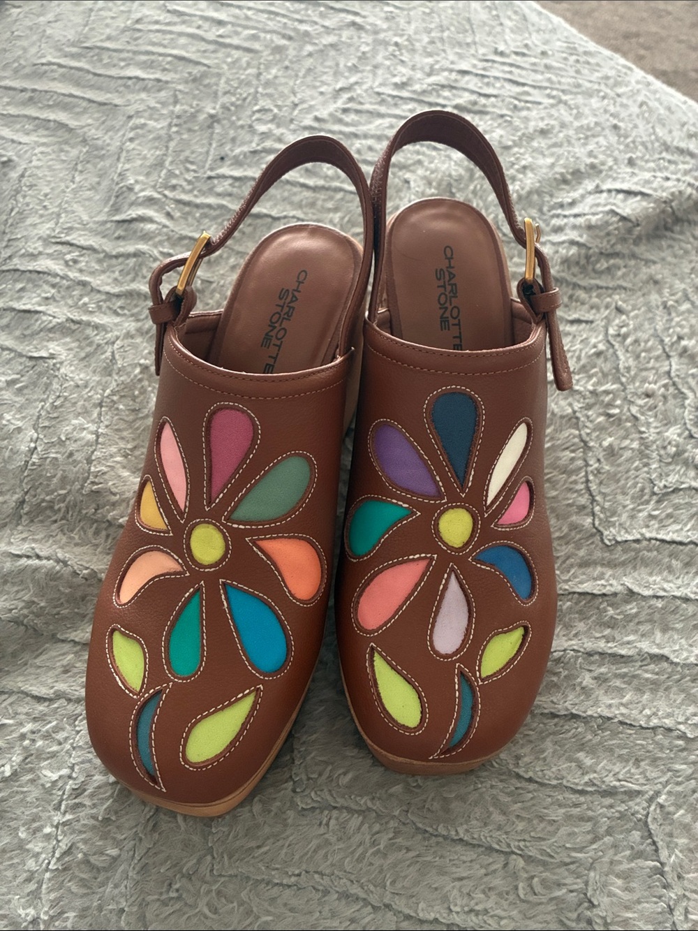 NWOTCharlotte Stone Brown Leather Slingback Clogs with Multicolor Floral Cutouts